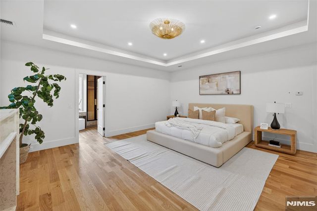 26 Collins Avenue, Closter, NJ 07624