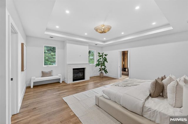 26 Collins Avenue, Closter, NJ 07624