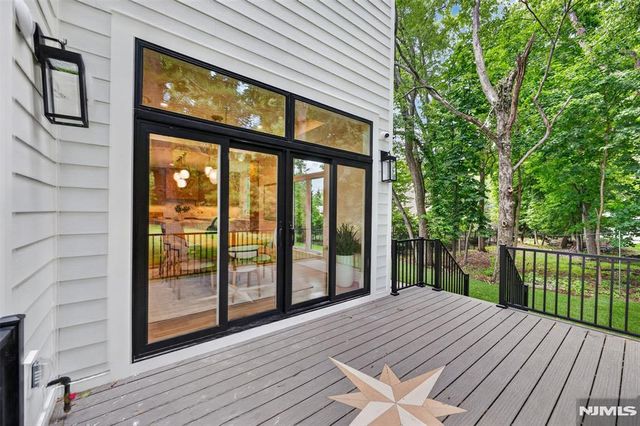 26 Collins Avenue, Closter, NJ 07624