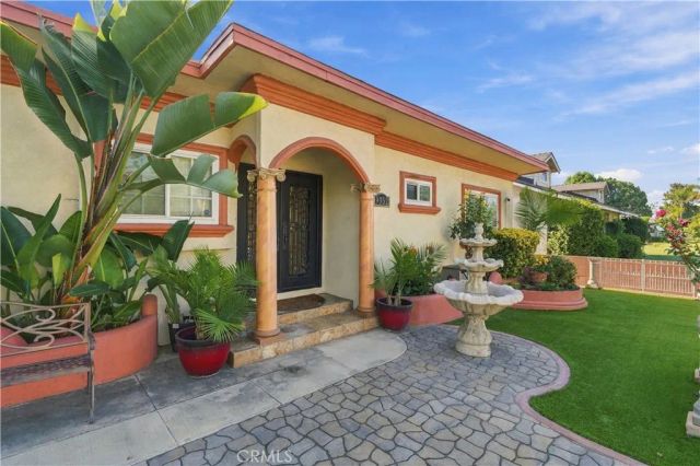 9332 Samoline Avenue, Downey, CA 90240