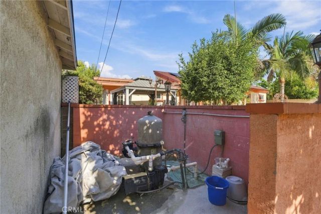 9332 Samoline Avenue, Downey, CA 90240