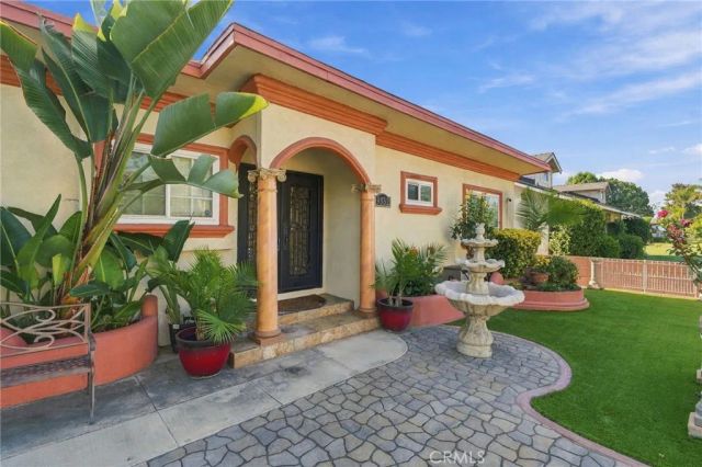 9332 Samoline Avenue, Downey, CA 90240