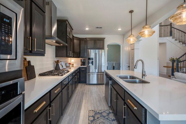 171 Gray Pine Grove Way, Willis, TX 77318