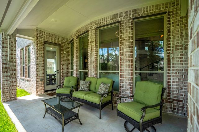 171 Gray Pine Grove Way, Willis, TX 77318
