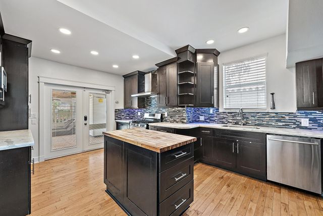 228 9TH Street, West Palm Beach, FL 33401