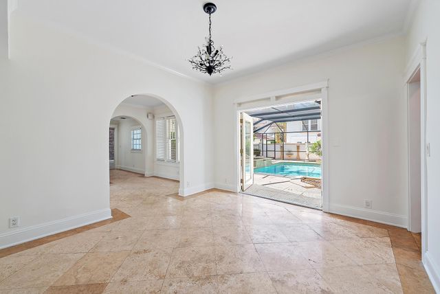 228 9TH Street, West Palm Beach, FL 33401