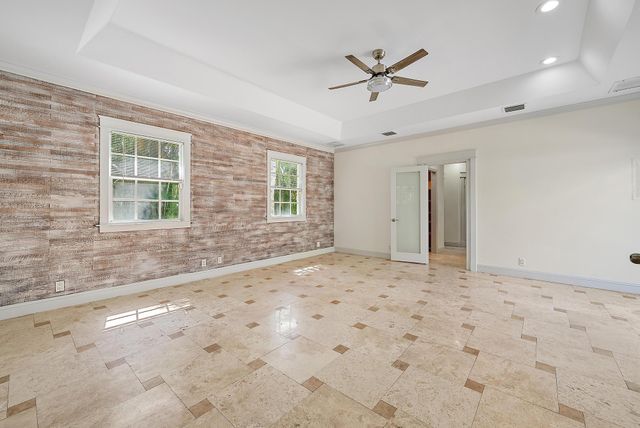 228 9TH Street, West Palm Beach, FL 33401