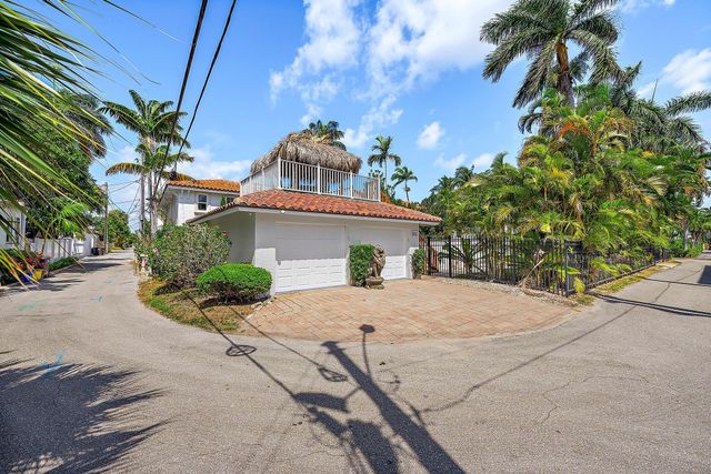 228 9TH Street, West Palm Beach, FL 33401