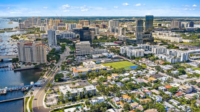 228 9TH Street, West Palm Beach, FL 33401