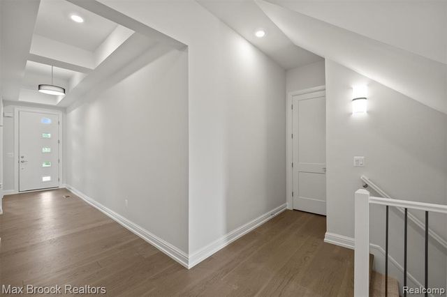 7477 Gramercy Circle 17, West Bloomfield, MI 48322