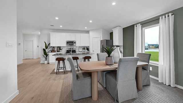 1319 Isola Bella Drive, Richmond, TX 77406