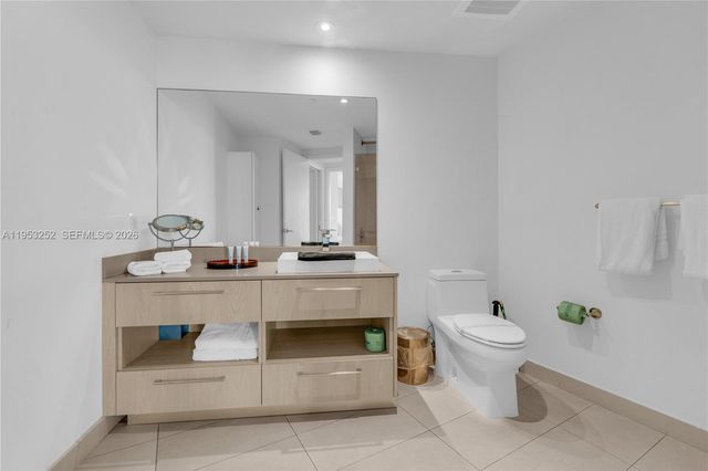 4111 S Ocean Drive 1507, Hollywood, FL 33019