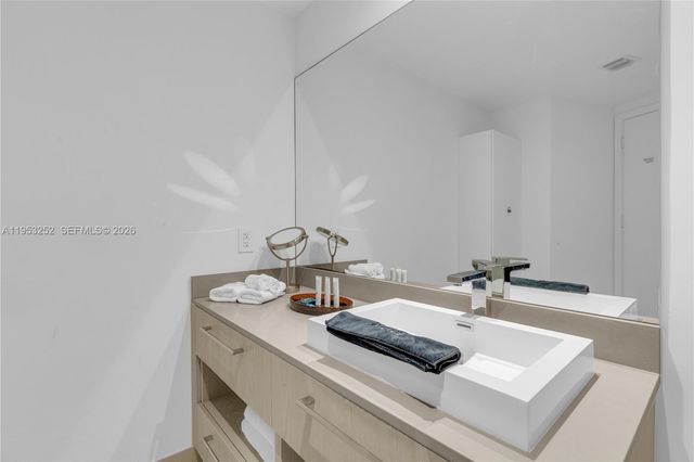 4111 S Ocean Drive 1507, Hollywood, FL 33019