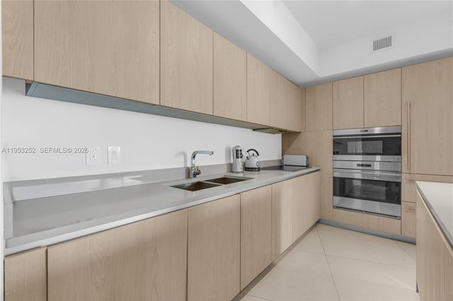 4111 S Ocean Drive 1507, Hollywood, FL 33019