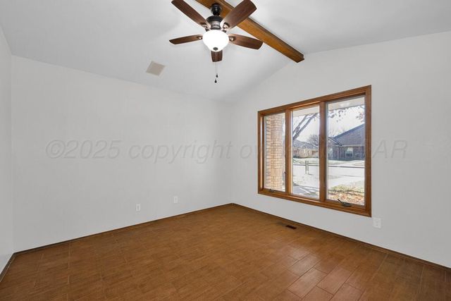 7716 WHITE PLAINS Avenue, Amarillo, TX 79121