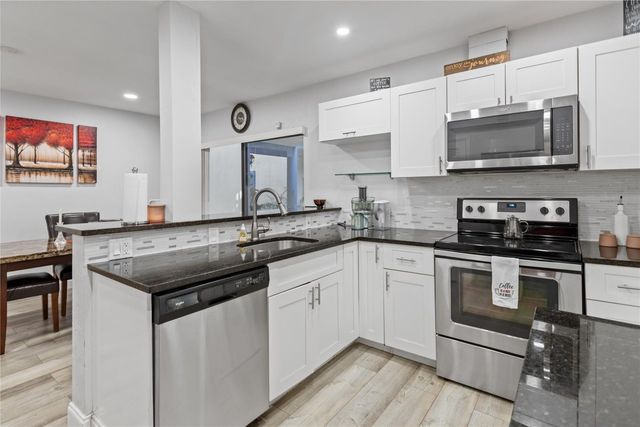 6060 S Falls Circle Drive 218, Lauderhill, FL 33319