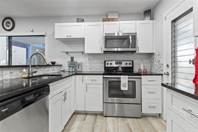 6060 S Falls Circle Drive 218, Lauderhill, FL 33319