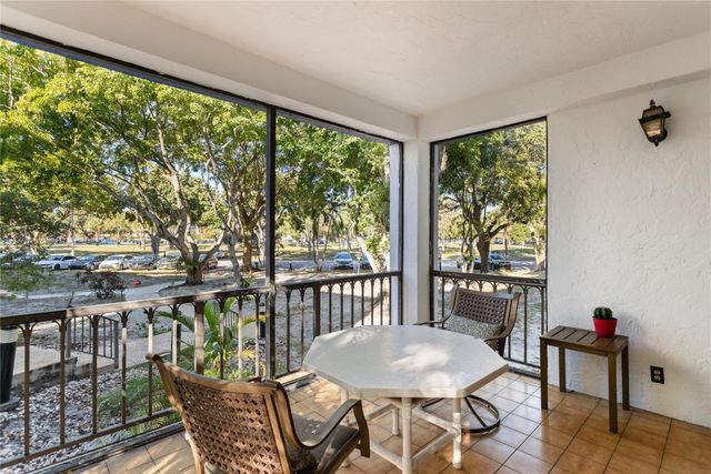 6060 S Falls Circle Drive 218, Lauderhill, FL 33319