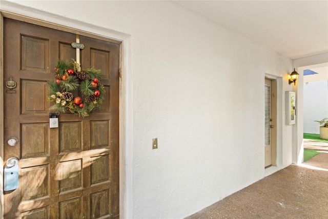 6060 S Falls Circle Drive 218, Lauderhill, FL 33319