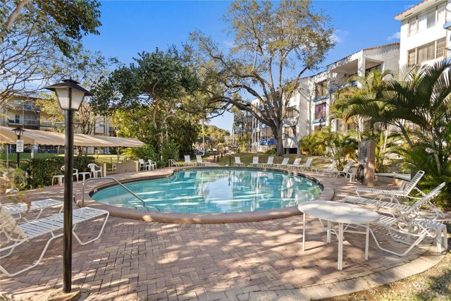 6060 S Falls Circle Drive 218, Lauderhill, FL 33319