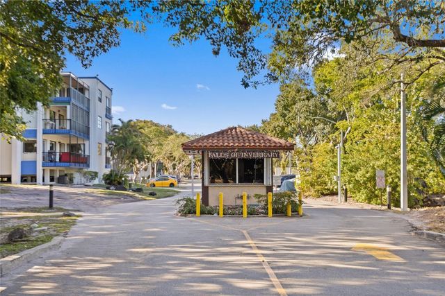 6060 S Falls Circle Drive 218, Lauderhill, FL 33319