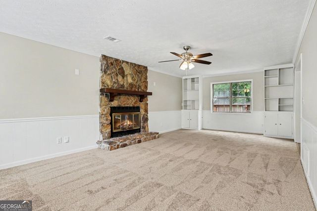1061 Gunners Walk, Tucker, GA 30084