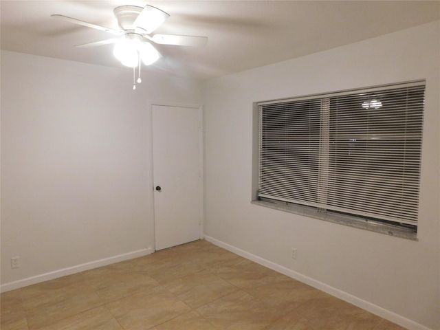 960 Crystal Lake Drive 201, Deerfield Beach, FL 33064