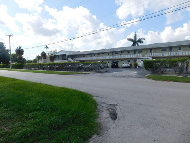 960 Crystal Lake Drive 201, Deerfield Beach, FL 33064