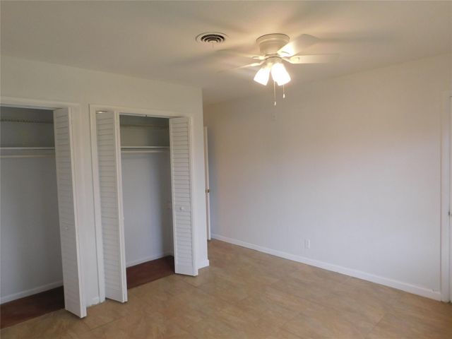 960 Crystal Lake Drive 201, Deerfield Beach, FL 33064