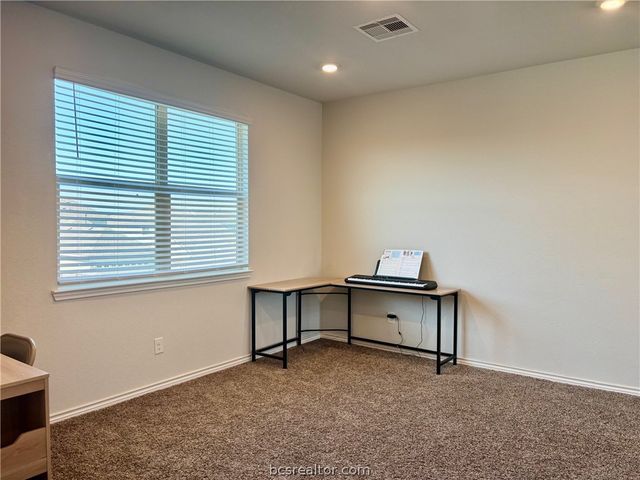 806 Mineral Wells Lane, College Station, TX 77845