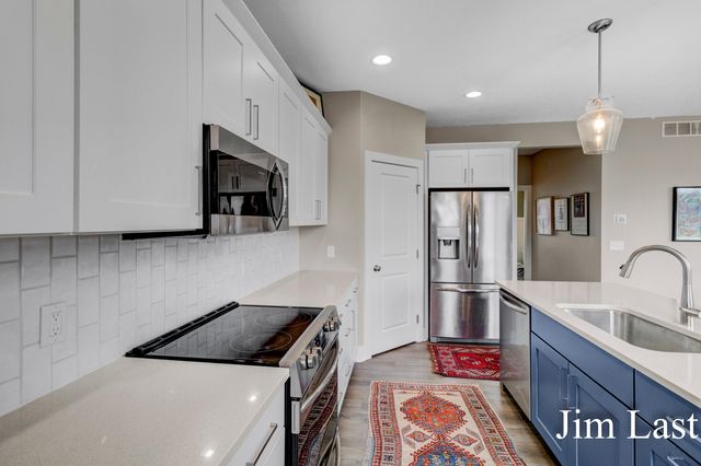 4713 Lake Ridge Drive, Holland, MI 49423