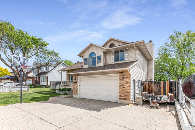 2772 N 1525 E, Layton, UT 84040