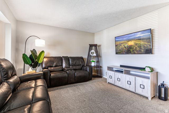 2772 N 1525 E, Layton, UT 84040