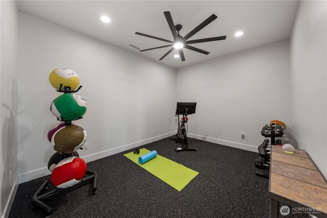 5874 Panorama Drive, Moses Lake, WA 98837