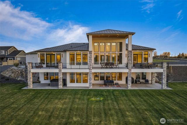 5874 Panorama Drive, Moses Lake, WA 98837