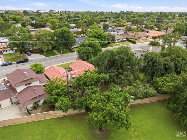 2813 Elm Street, Bakersfield, CA 93301