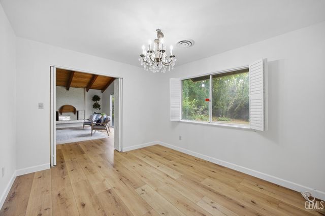 2813 Elm Street, Bakersfield, CA 93301