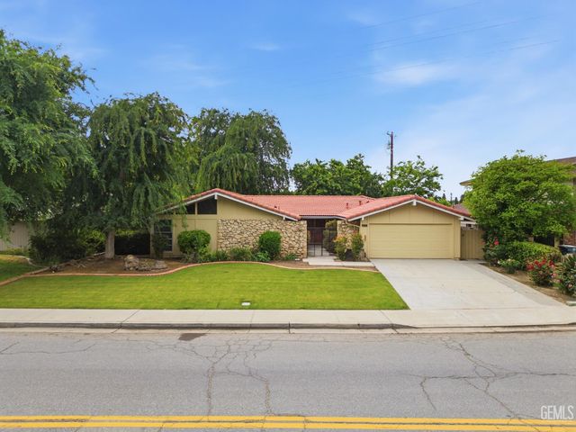 2813 Elm Street, Bakersfield, CA 93301