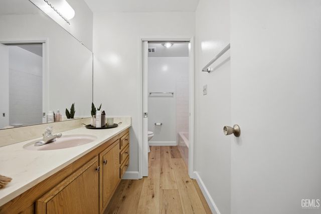 2813 Elm Street, Bakersfield, CA 93301