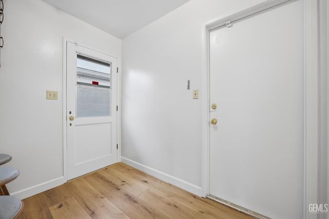 2813 Elm Street, Bakersfield, CA 93301