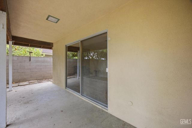 2813 Elm Street, Bakersfield, CA 93301