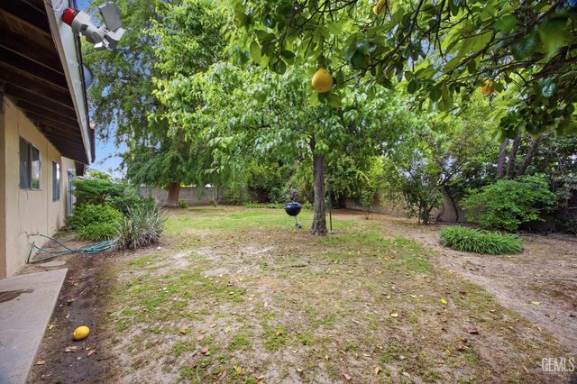 2813 Elm Street, Bakersfield, CA 93301