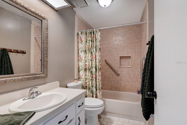 16 EASTER ROSS COURT, Leesburg, FL 34788