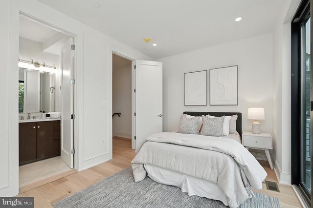 3622 S ST NW, Washington, DC 20007