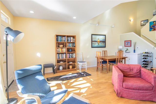 11203 Sierra Pass Place, Chatsworth, CA 91311