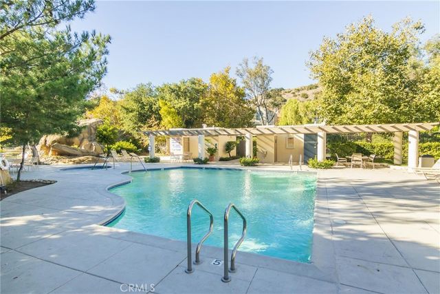 11203 Sierra Pass Place, Chatsworth, CA 91311