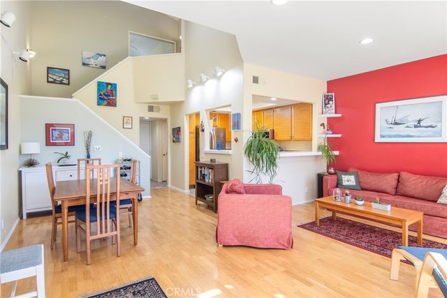 11203 Sierra Pass Place, Chatsworth, CA 91311