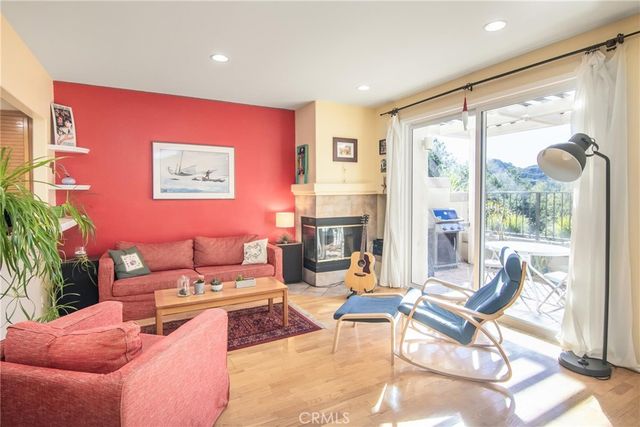 11203 Sierra Pass Place, Chatsworth, CA 91311