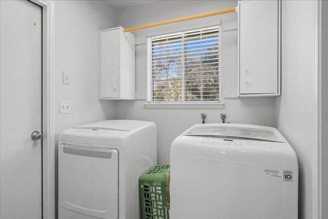 45464 Dillon Dr, Ahwahnee, CA 93601