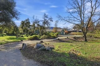 45464 Dillon Dr, Ahwahnee, CA 93601